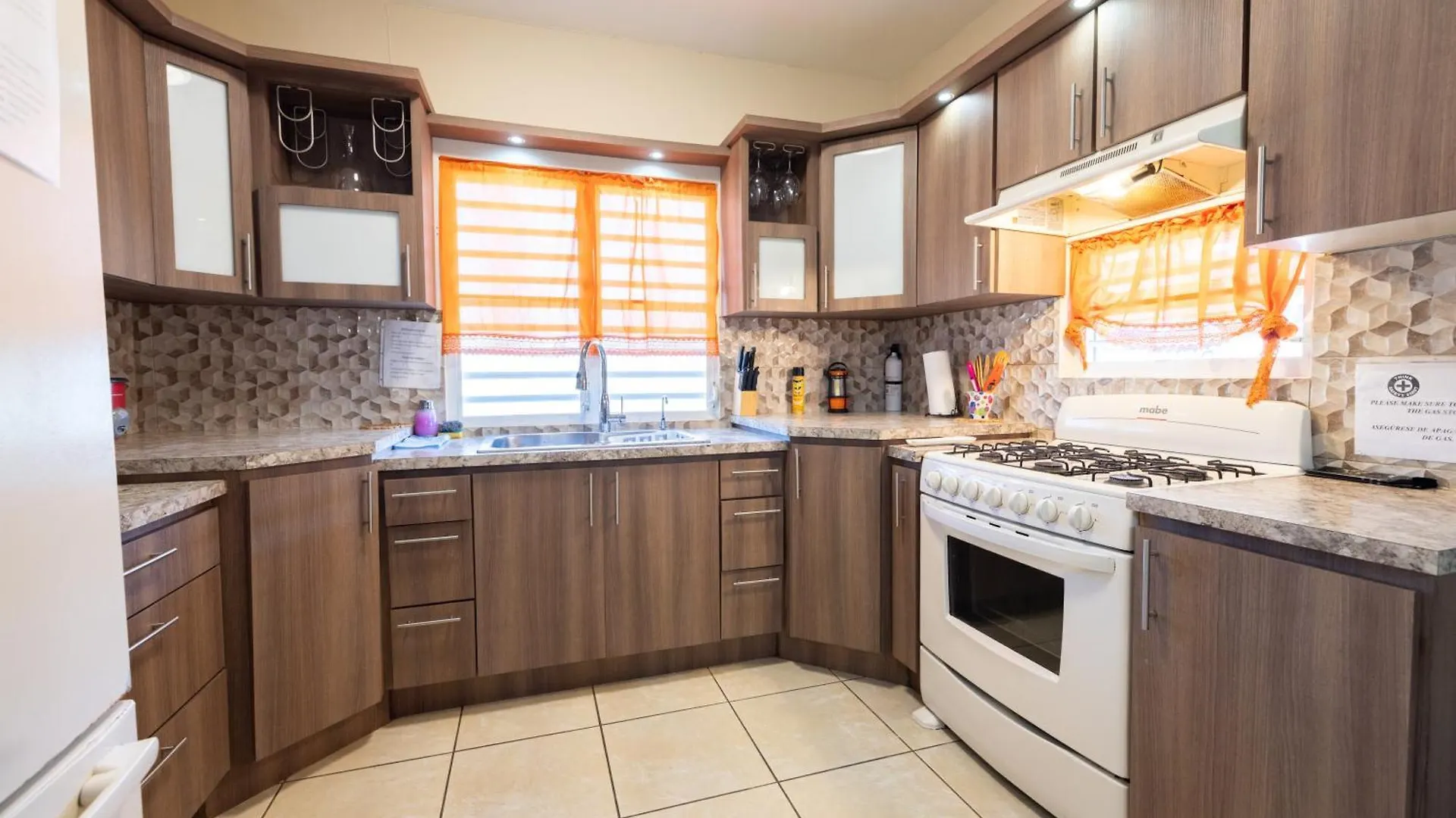 Arenales Guest House 이사벨라